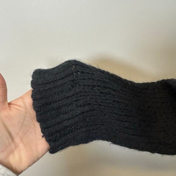 Wooden Ships Mohair/Wool Blend Black Sweater Cardigan chunky wood buttons S/M - Picture 5 of 7